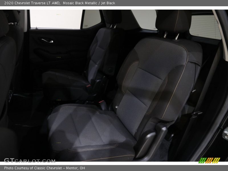 Mosaic Black Metallic / Jet Black 2020 Chevrolet Traverse LT AWD