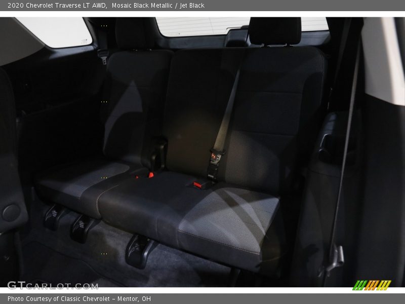 Mosaic Black Metallic / Jet Black 2020 Chevrolet Traverse LT AWD