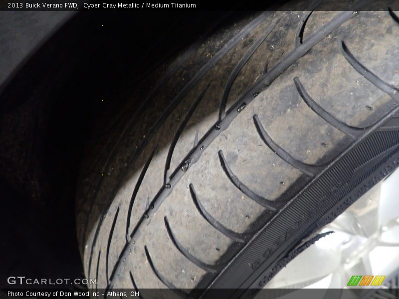 Cyber Gray Metallic / Medium Titanium 2013 Buick Verano FWD