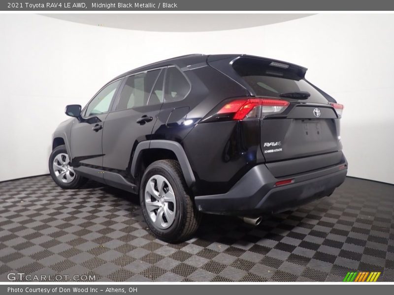 Midnight Black Metallic / Black 2021 Toyota RAV4 LE AWD