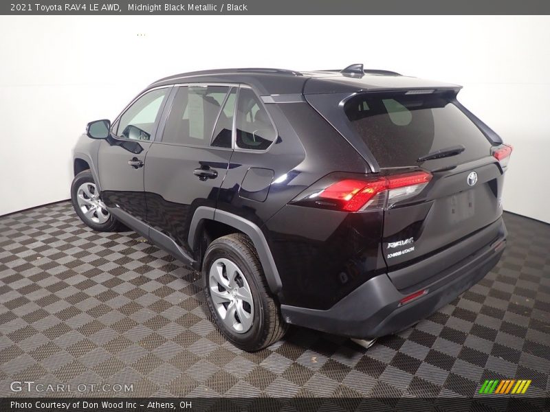 Midnight Black Metallic / Black 2021 Toyota RAV4 LE AWD
