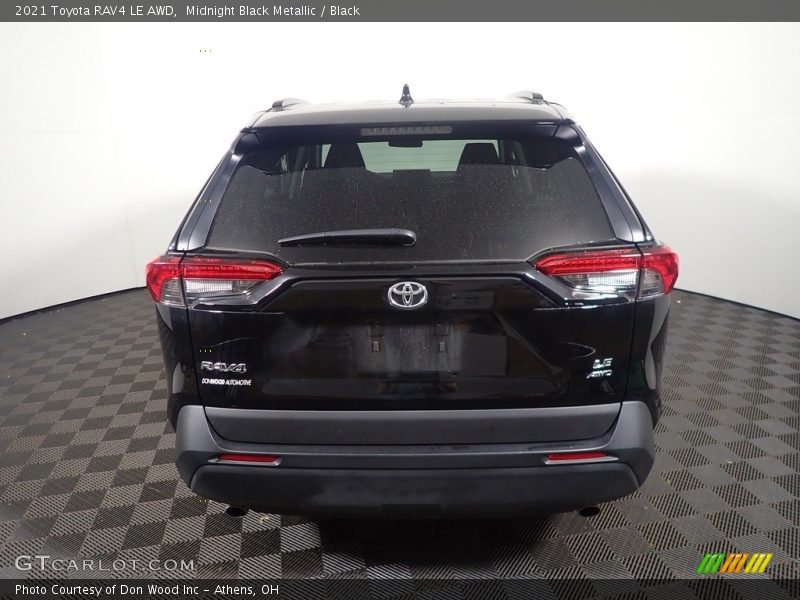 Midnight Black Metallic / Black 2021 Toyota RAV4 LE AWD