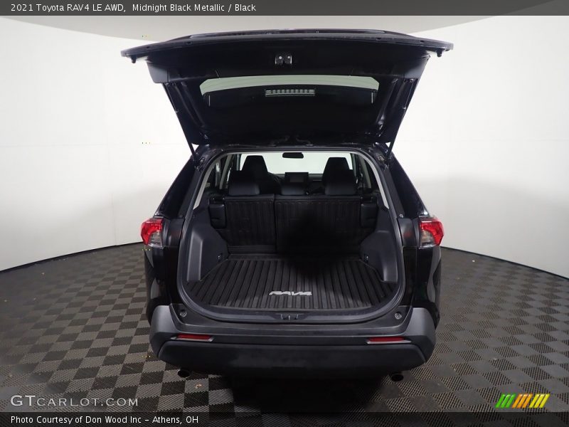 Midnight Black Metallic / Black 2021 Toyota RAV4 LE AWD