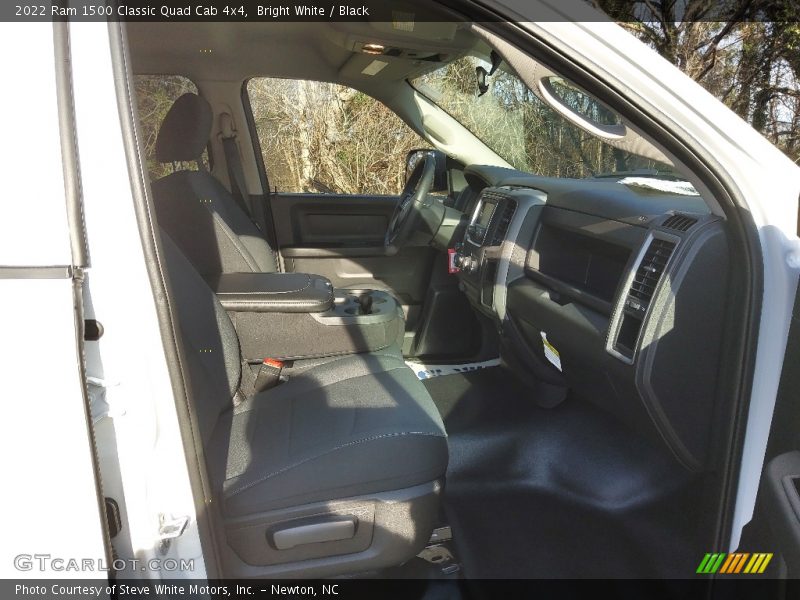 Bright White / Black 2022 Ram 1500 Classic Quad Cab 4x4