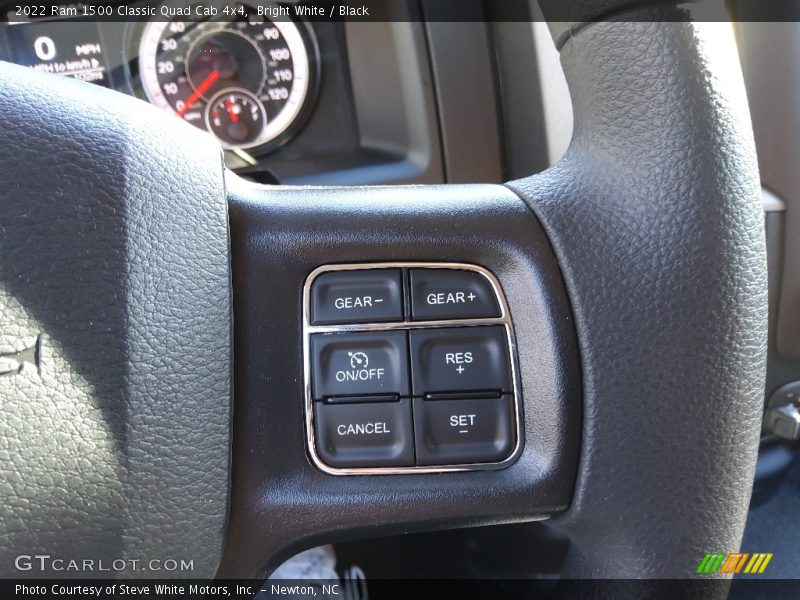 Bright White / Black 2022 Ram 1500 Classic Quad Cab 4x4