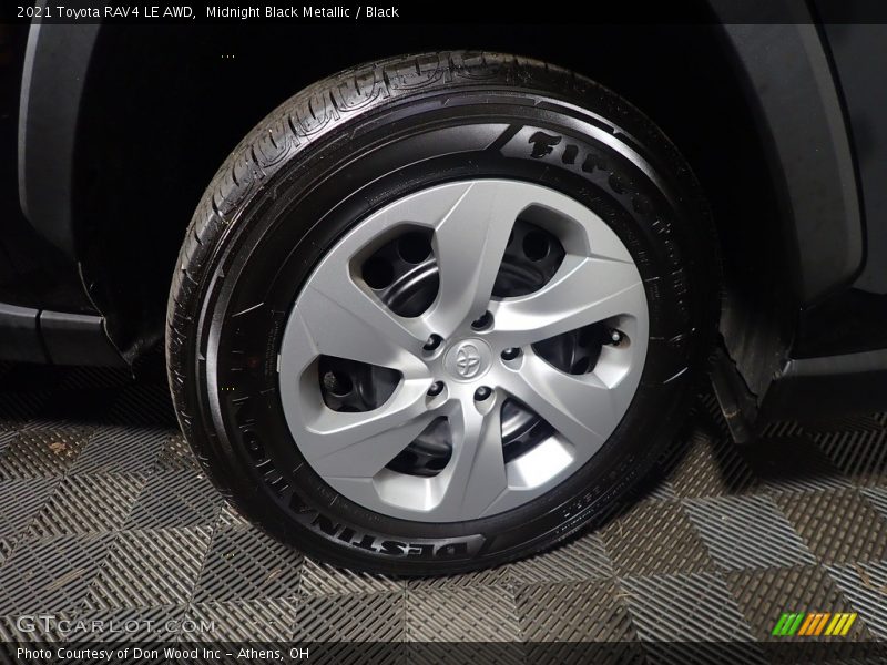 Midnight Black Metallic / Black 2021 Toyota RAV4 LE AWD