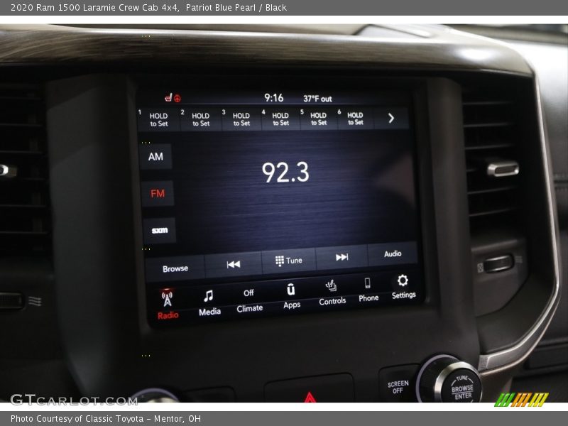 Patriot Blue Pearl / Black 2020 Ram 1500 Laramie Crew Cab 4x4