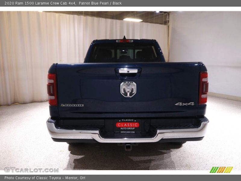 Patriot Blue Pearl / Black 2020 Ram 1500 Laramie Crew Cab 4x4