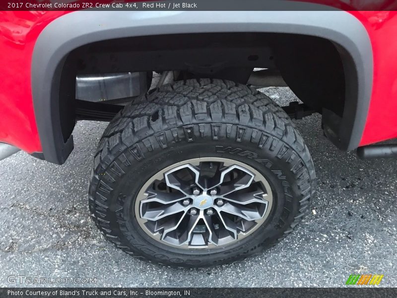 Red Hot / Jet Black 2017 Chevrolet Colorado ZR2 Crew Cab 4x4