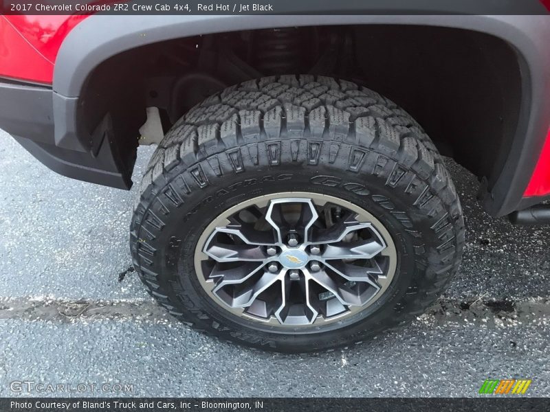 Red Hot / Jet Black 2017 Chevrolet Colorado ZR2 Crew Cab 4x4
