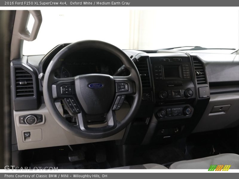 Oxford White / Medium Earth Gray 2016 Ford F150 XL SuperCrew 4x4