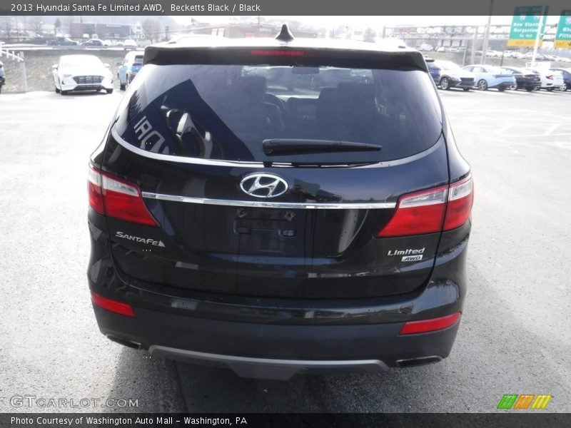 Becketts Black / Black 2013 Hyundai Santa Fe Limited AWD