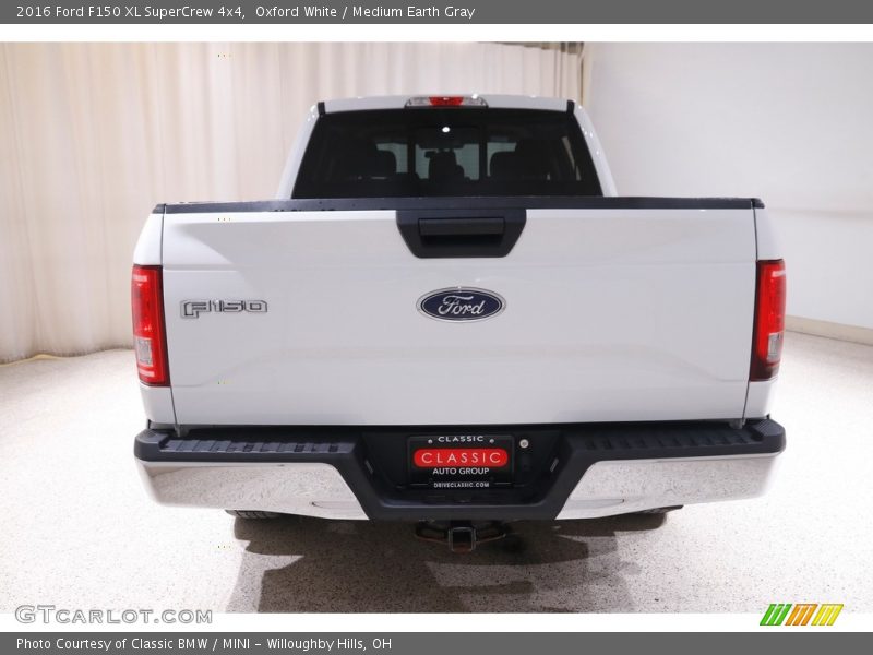 Oxford White / Medium Earth Gray 2016 Ford F150 XL SuperCrew 4x4