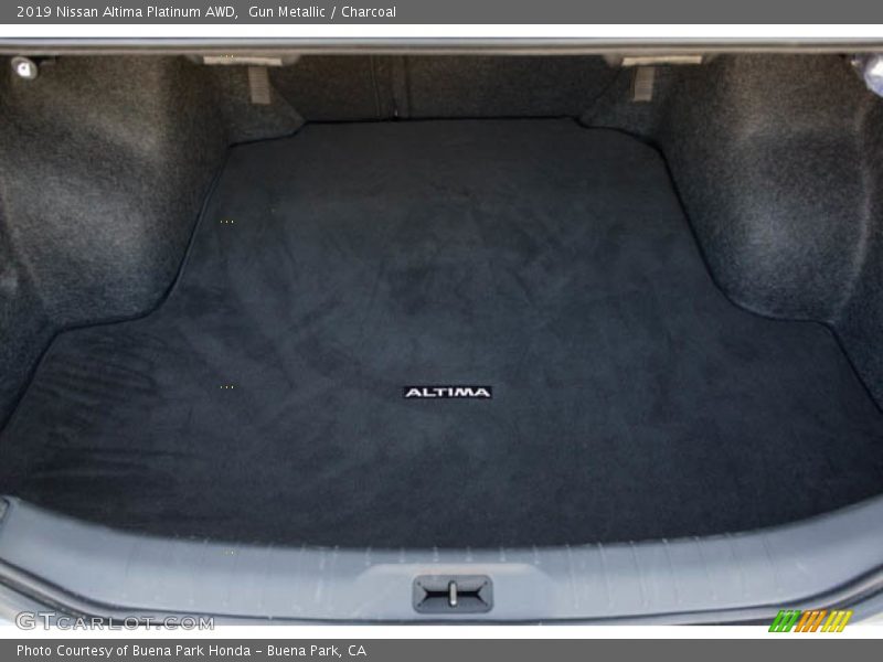  2019 Altima Platinum AWD Trunk