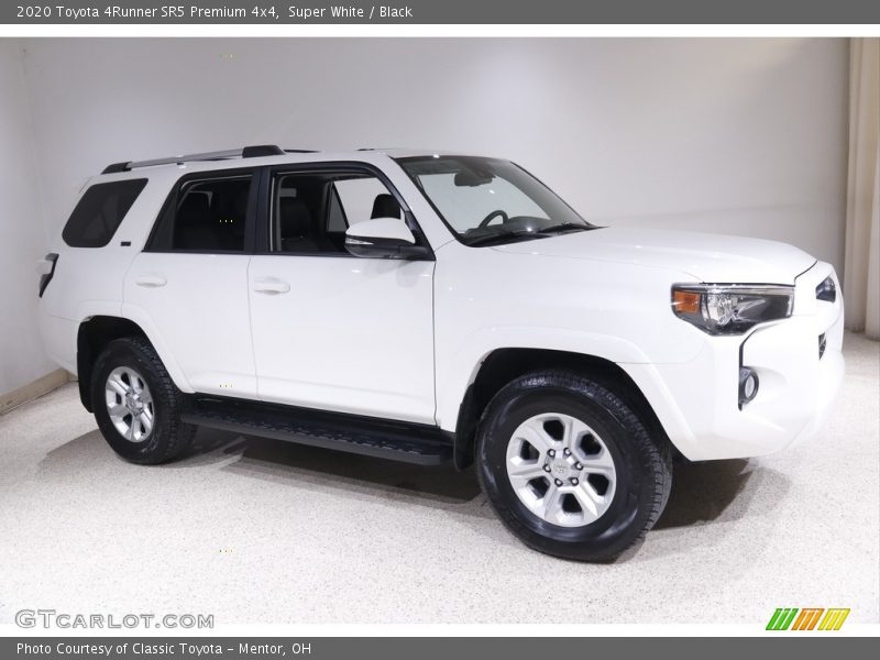 Super White / Black 2020 Toyota 4Runner SR5 Premium 4x4