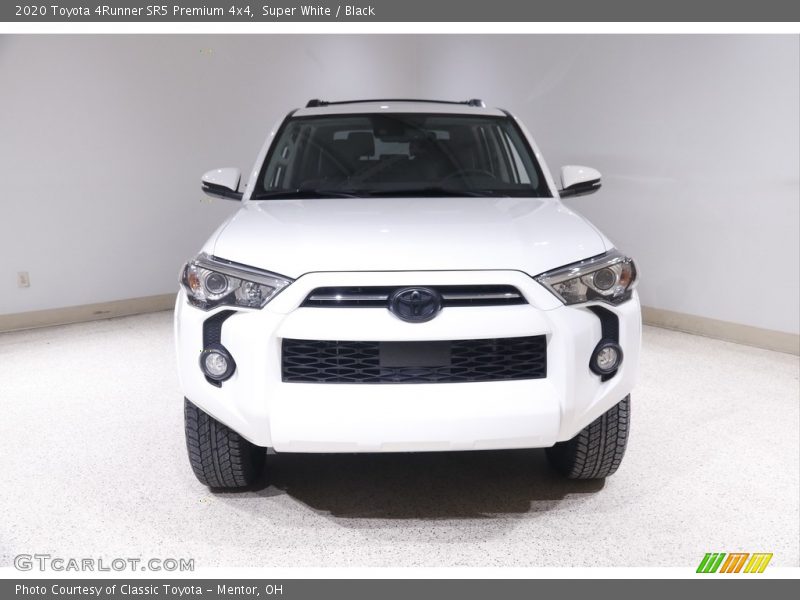 Super White / Black 2020 Toyota 4Runner SR5 Premium 4x4
