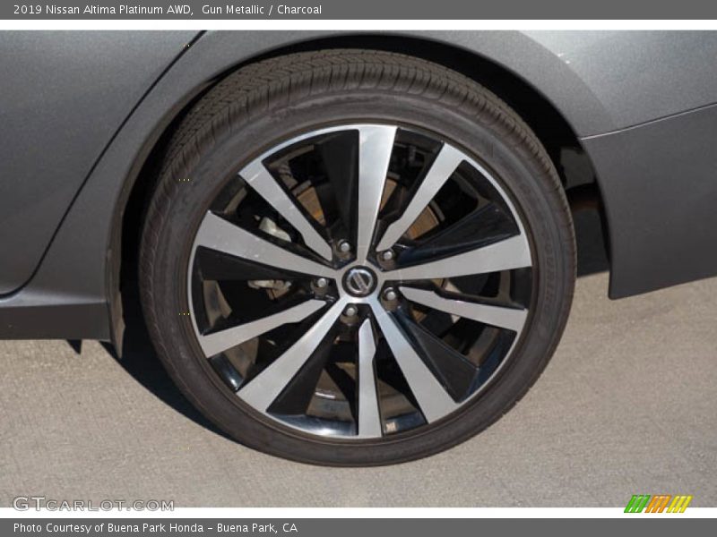  2019 Altima Platinum AWD Wheel