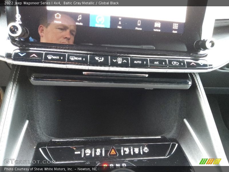 Baltic Gray Metallic / Global Black 2022 Jeep Wagoneer Series I 4x4