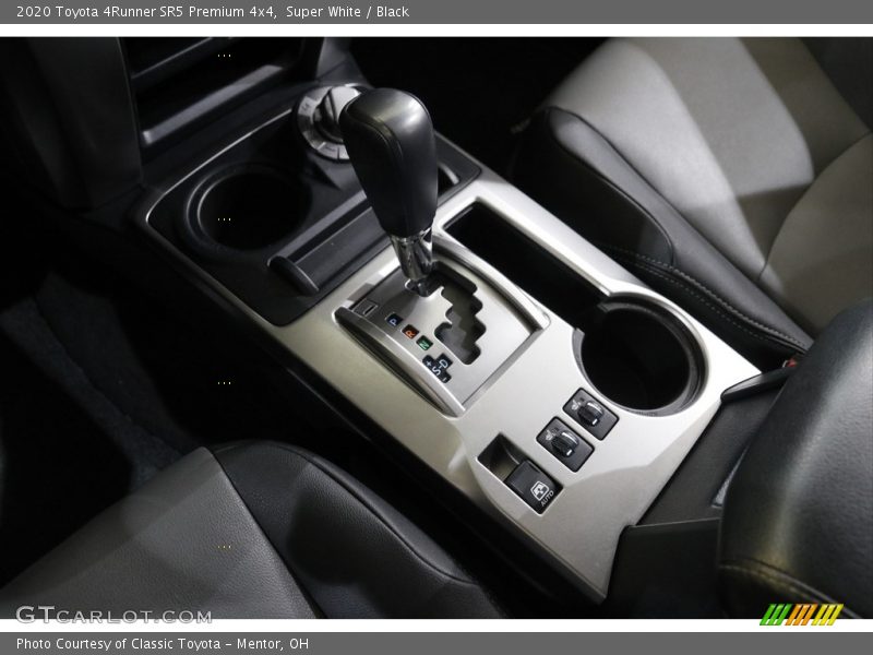 Super White / Black 2020 Toyota 4Runner SR5 Premium 4x4