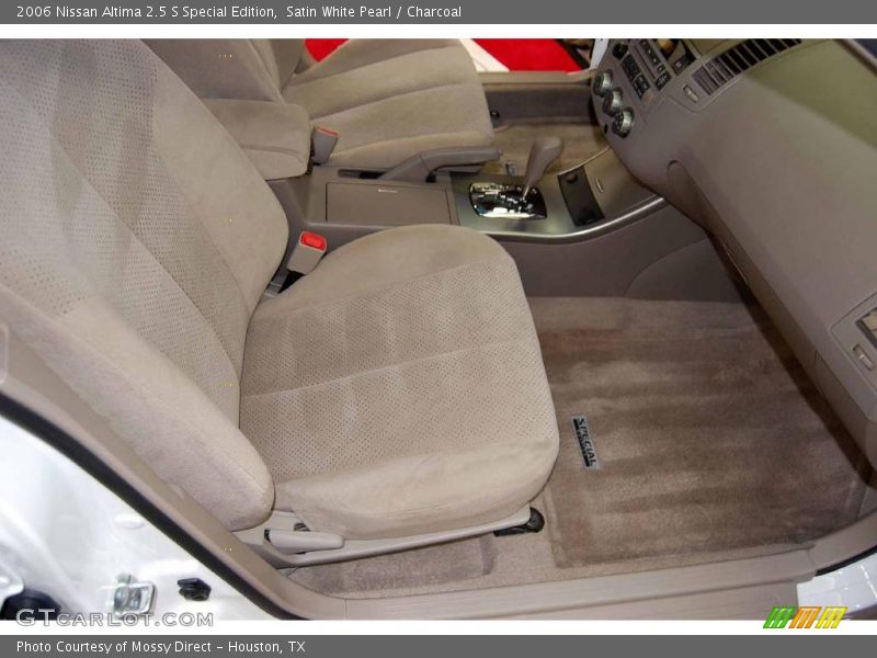 Satin White Pearl / Charcoal 2006 Nissan Altima 2.5 S Special Edition