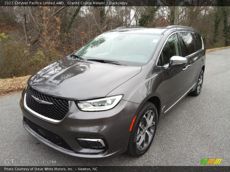 Granite Crystal Metallic / Black/Alloy 2022 Chrysler Pacifica Limited AWD