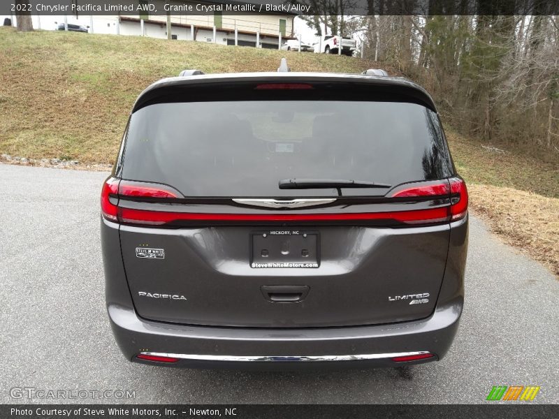 Granite Crystal Metallic / Black/Alloy 2022 Chrysler Pacifica Limited AWD