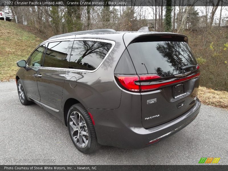 Granite Crystal Metallic / Black/Alloy 2022 Chrysler Pacifica Limited AWD