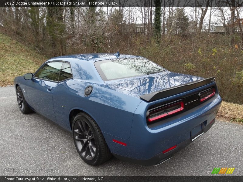 Frostbite / Black 2022 Dodge Challenger R/T Scat Pack Shaker