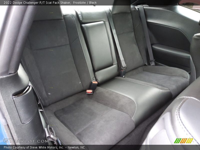 Frostbite / Black 2022 Dodge Challenger R/T Scat Pack Shaker