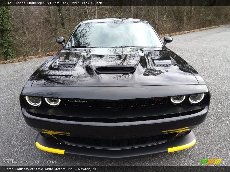 Pitch Black / Black 2022 Dodge Challenger R/T Scat Pack