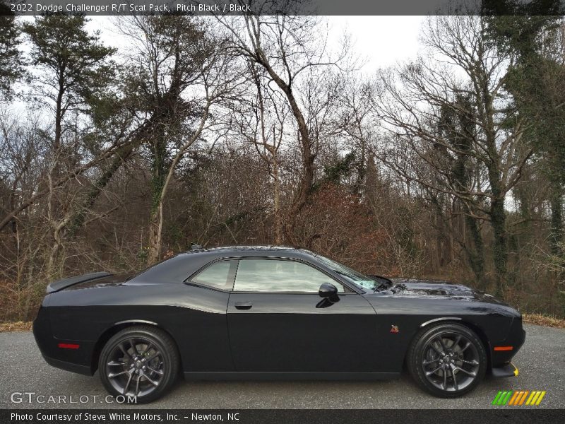  2022 Challenger R/T Scat Pack Pitch Black