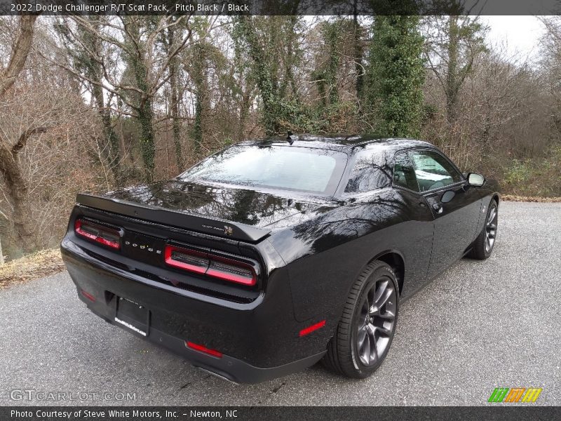 Pitch Black / Black 2022 Dodge Challenger R/T Scat Pack