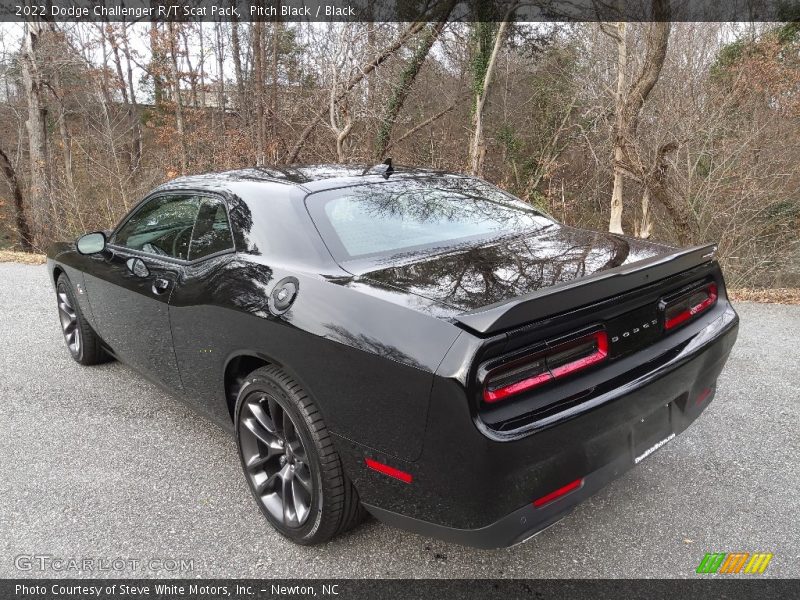Pitch Black / Black 2022 Dodge Challenger R/T Scat Pack