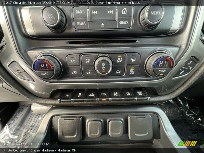 Controls of 2017 Silverado 3500HD LTZ Crew Cab 4x4