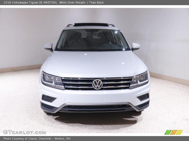White Silver Metallic / Titan Black 2018 Volkswagen Tiguan SE 4MOTION