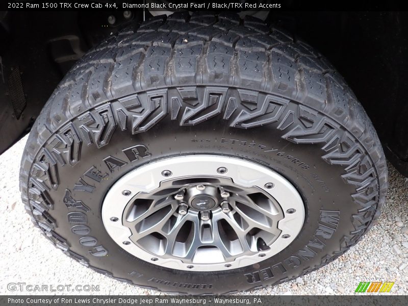 Diamond Black Crystal Pearl / Black/TRX Red Accents 2022 Ram 1500 TRX Crew Cab 4x4