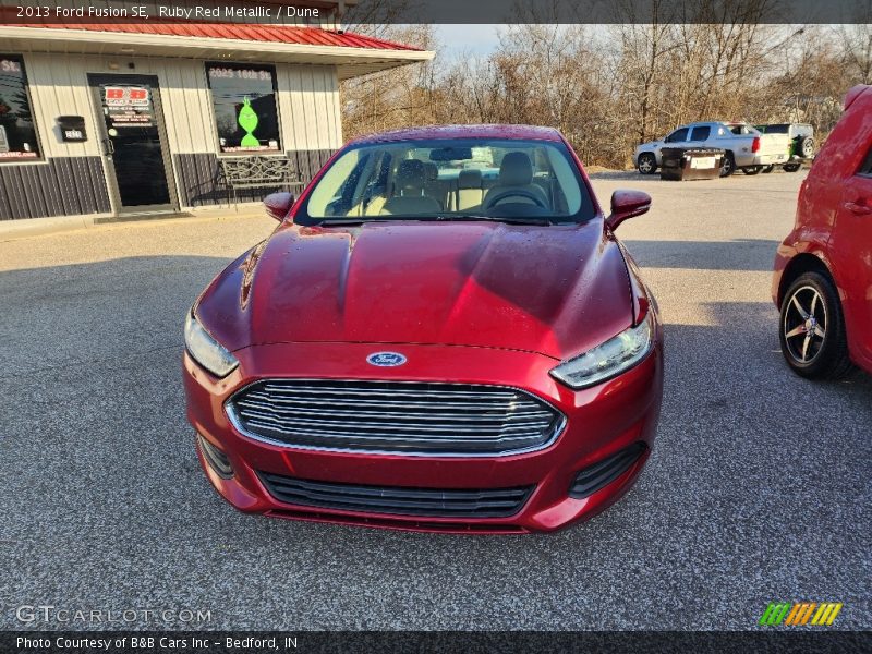Ruby Red Metallic / Dune 2013 Ford Fusion SE