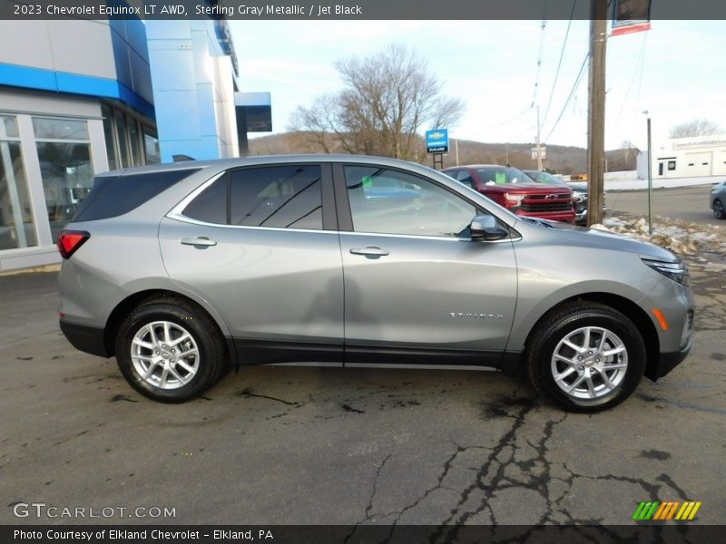 Sterling Gray Metallic / Jet Black 2023 Chevrolet Equinox LT AWD