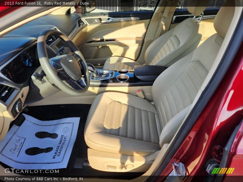 Ruby Red Metallic / Dune 2013 Ford Fusion SE