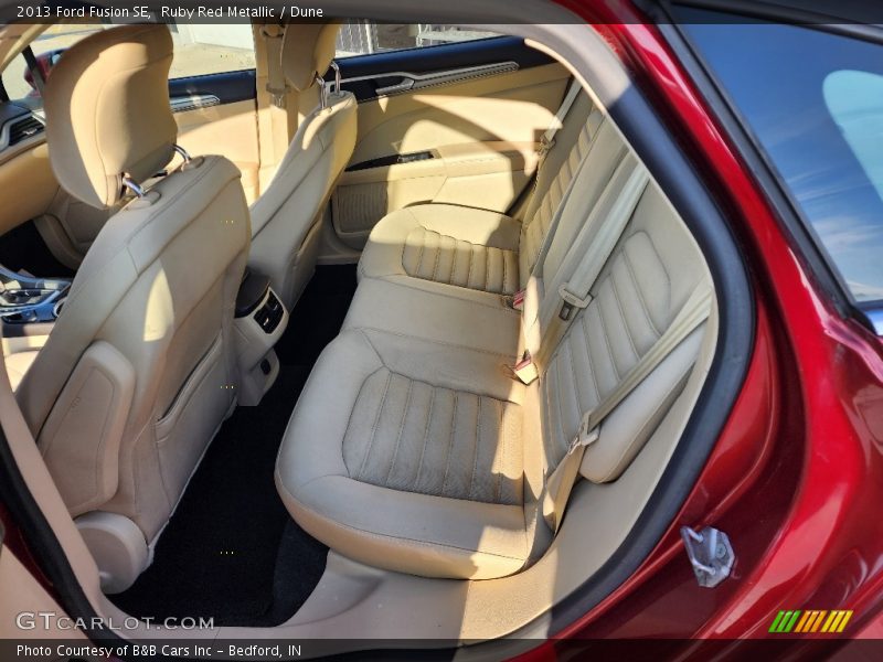 Ruby Red Metallic / Dune 2013 Ford Fusion SE