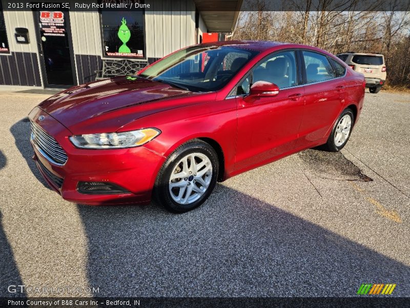 Ruby Red Metallic / Dune 2013 Ford Fusion SE