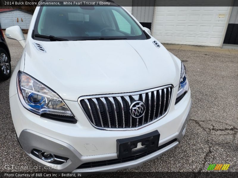 White Pearl Tricoat / Ebony 2014 Buick Encore Convenience