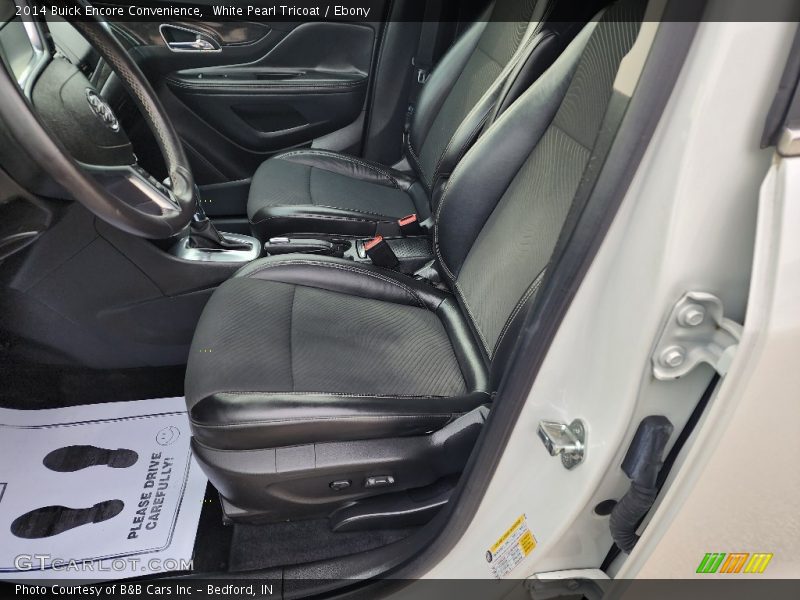 White Pearl Tricoat / Ebony 2014 Buick Encore Convenience