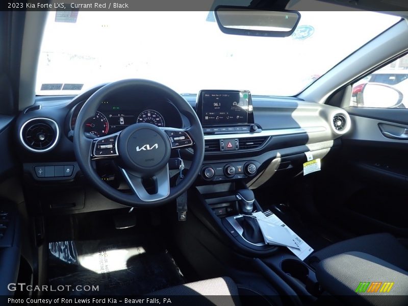 Currant Red / Black 2023 Kia Forte LXS