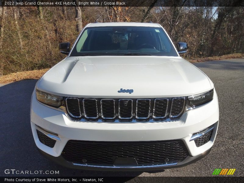 Bright White / Global Black 2022 Jeep Grand Cherokee 4XE Hybrid