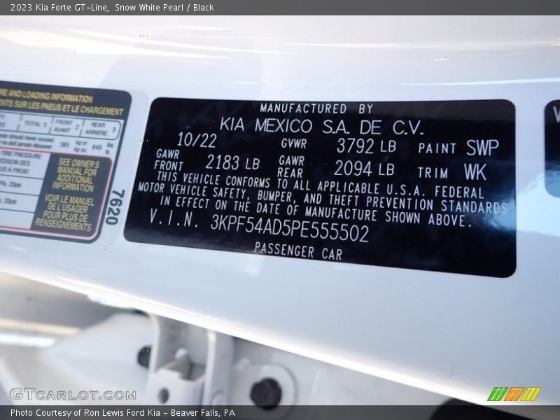 Snow White Pearl / Black 2023 Kia Forte GT-Line