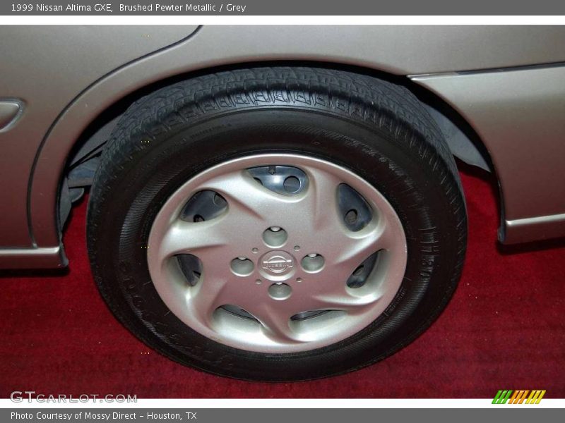 Brushed Pewter Metallic / Grey 1999 Nissan Altima GXE