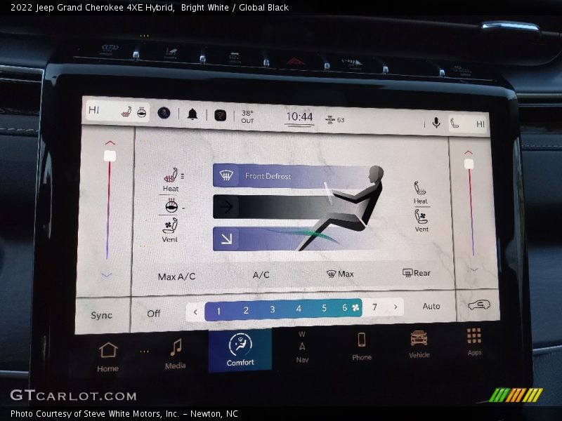 Bright White / Global Black 2022 Jeep Grand Cherokee 4XE Hybrid