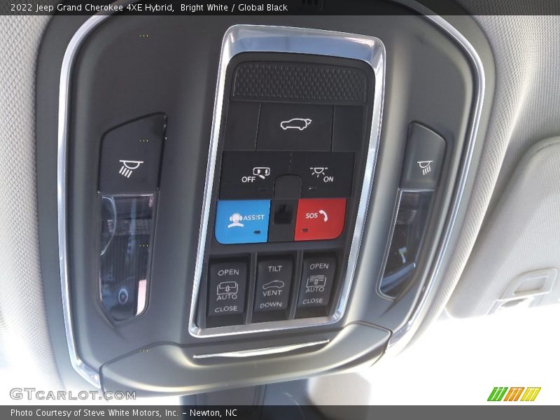 Bright White / Global Black 2022 Jeep Grand Cherokee 4XE Hybrid