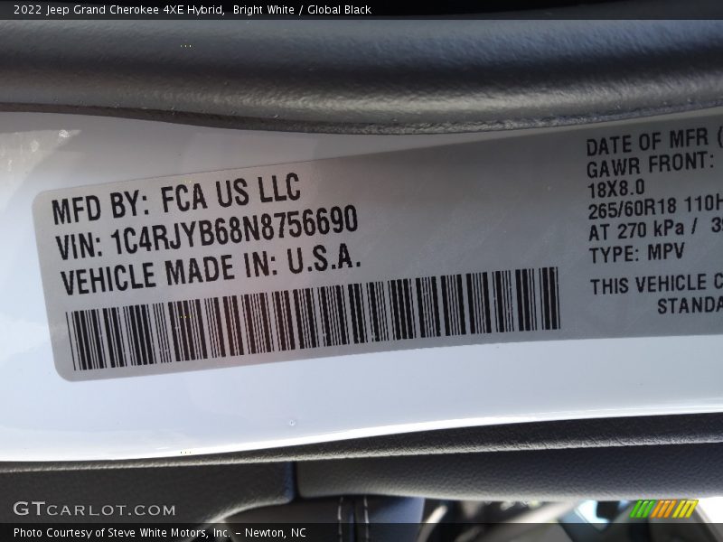 Bright White / Global Black 2022 Jeep Grand Cherokee 4XE Hybrid